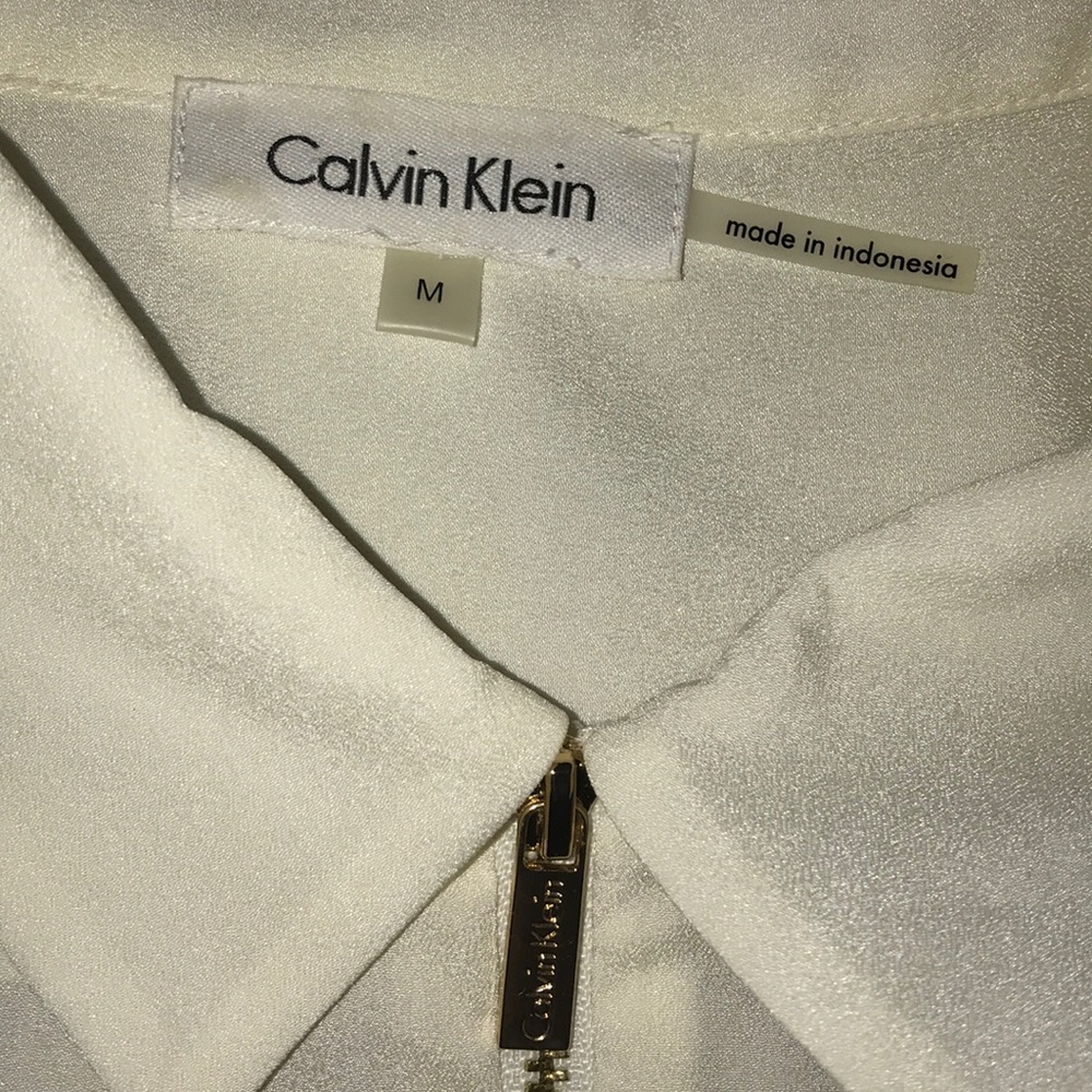 đ3/$25 Calvin Klein Sheer Top Cute Size Medium - Picture 3 of 4